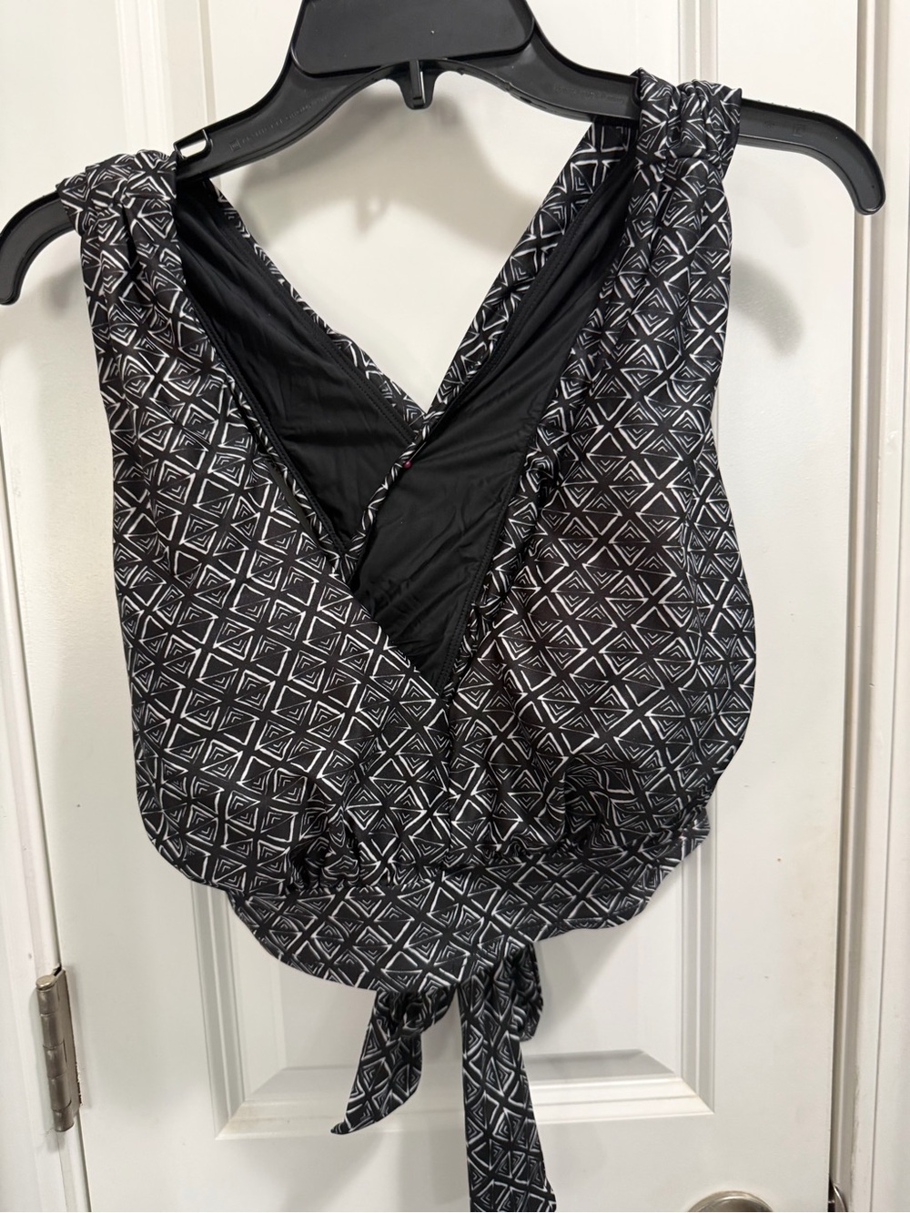 Black Geometric Wrap-Back Women’s Bikini Top
